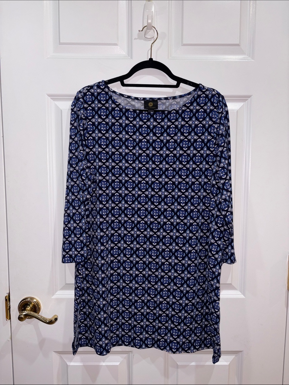 🏡 JM Collection Geometric Pattern 3/4 Sleeve Blouse - Blue & White - Size L - Picture 2 of 10